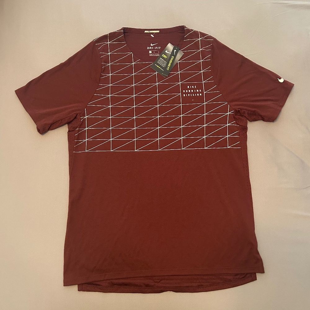 Nike Running Dri-Fit Shirt, Men’s Size Medium (CU7876-624) New With Tags